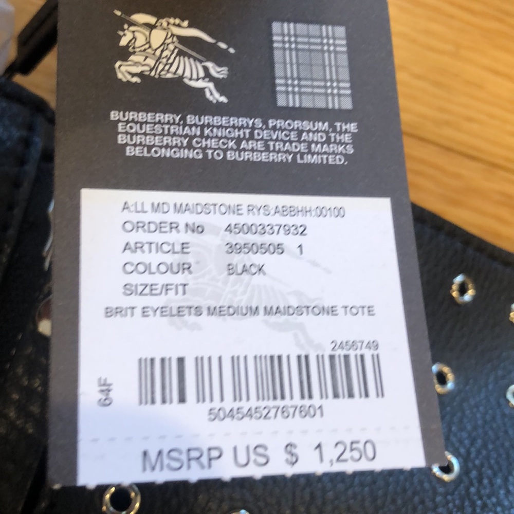 NWT Burberry black leather Maidstone medium tote - Picture 4 of 13